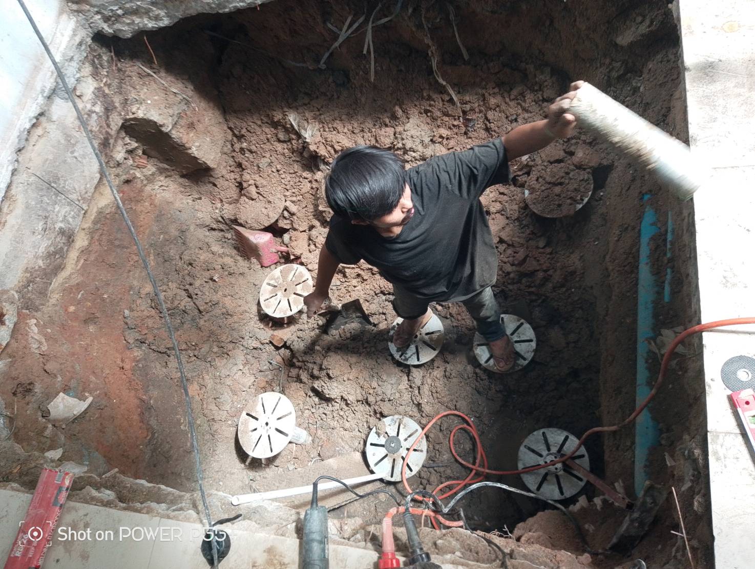 PIT STRUCTURE